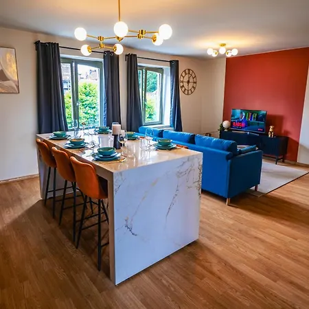 Hyper Centre Apartment